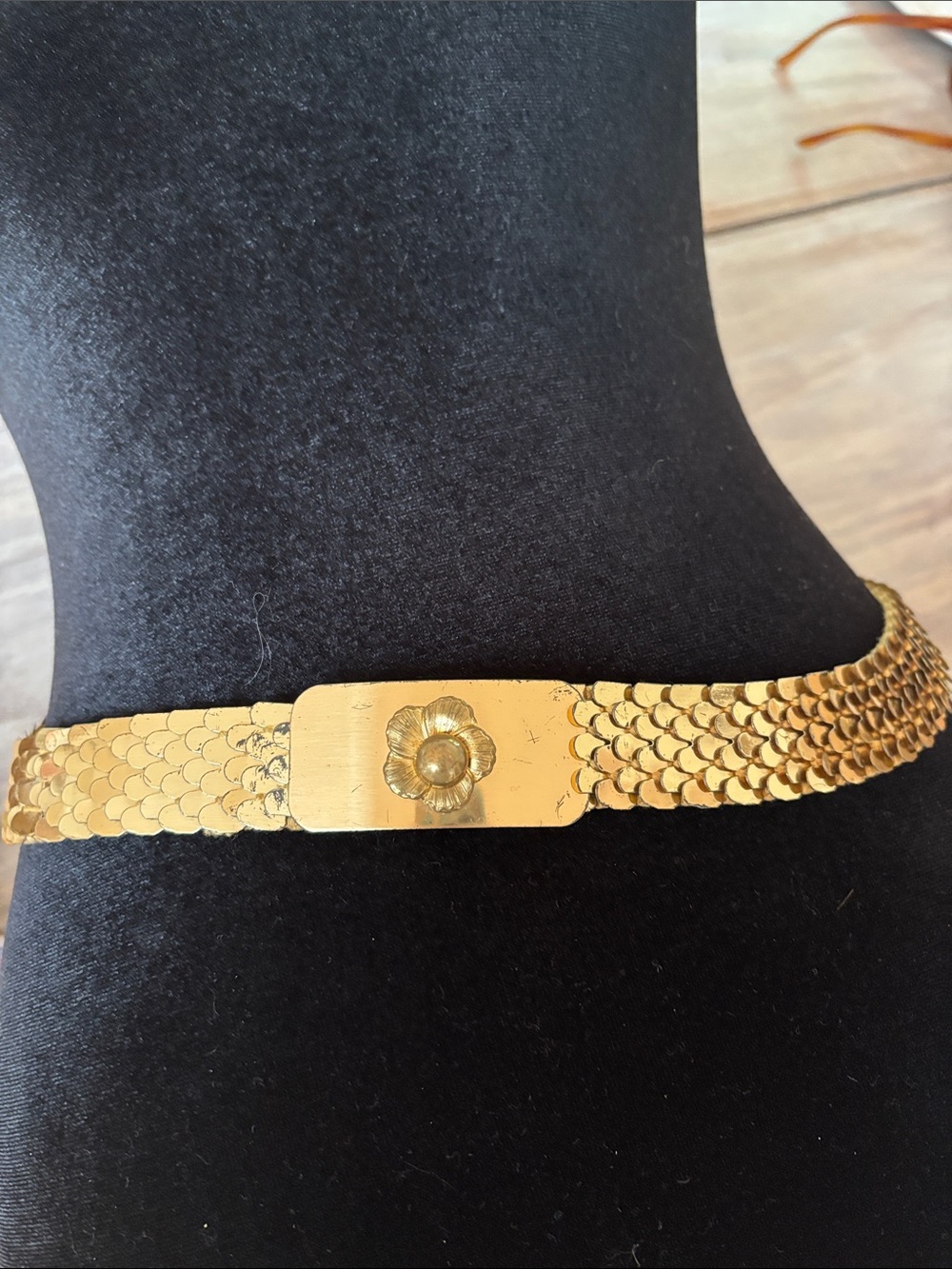 Gold Floral Medallion Scaled Belt Vintage